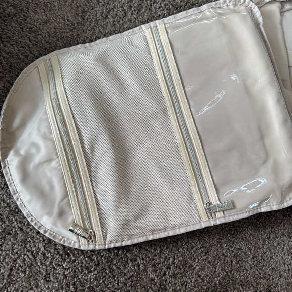 BÉIS The Travel Backpack – Beige - Picture 5 of 14